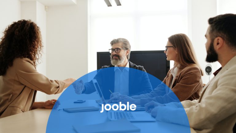 Топ-5 стратегій рекрутингу: як “Ready2Recruit” може стати вашою секретною зброєю